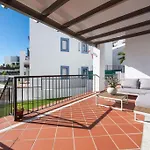 Luxury Resort 3 Bed Apartment With Pools And Gym